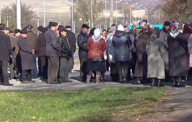 Підкинули щура з виколотими очима: на Львівщині тероризують вдову АТОшника з дев'ятьма дітьми