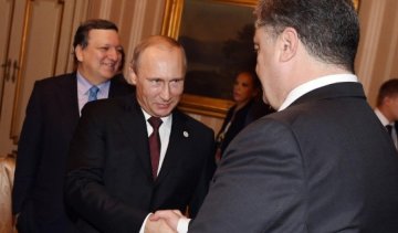 Путин самовыражается за счет Порошенко