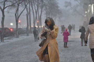 Погода на неделю: туман, морозы и сильный ветер шокируют украинцев