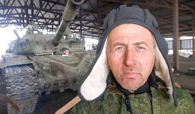 Терористи показали нібито відведені танки в Новоазовську (фото)