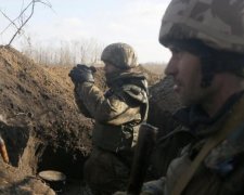 Украинцы засекли двух "патриотов" на застолье со спонсором войны
