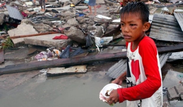 Через філіппінський тайфун "Коппу" загинули шістнадцять людей