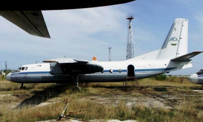 "Х'юстон у нас проблеми!". Авіаперевізник ДАРТ потрапив під санкції США і загруз в судах в Україні