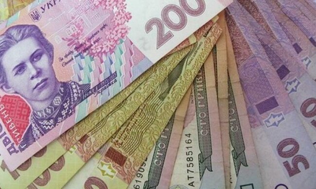 Тільки чверть українців отримує "білу" зарплату