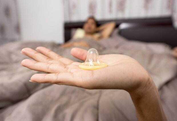 Золота середина, вірний розмір і лубрикант: топ-5 помилок при використанні презервативу