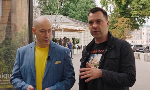 Алексей Арестович и Дмитрий Гордон, кадр из интервью