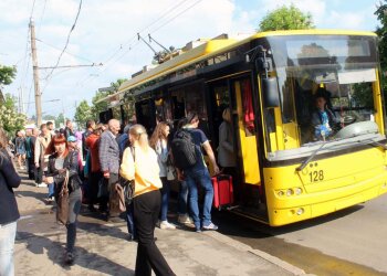 Общественный транспорт, скриншот: YouTube