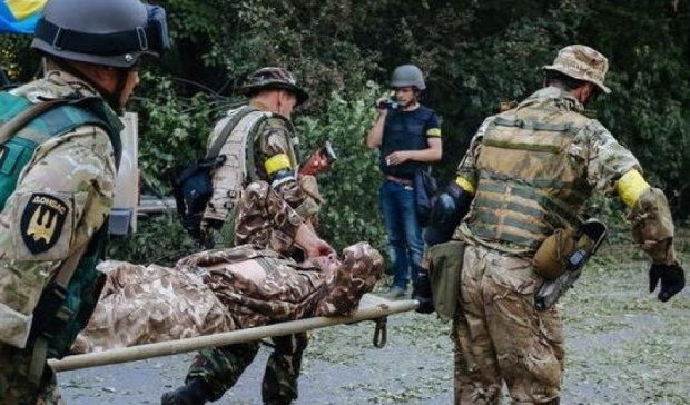Сепаратисты ранили троих бойцов АТО на Луганщине