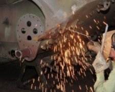 Посадовці привласнили 10 млн грн, виділених на ремонт бронетехніки