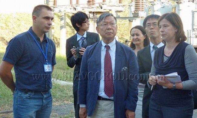 Посол Японії побував на насосній станції в Слов'янську (фото)