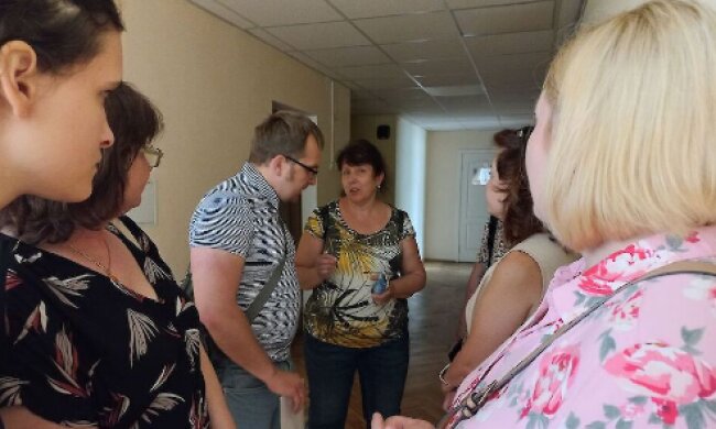 Травля и снижение зарплат: в киевском инклюзивном центре разгорелся скандал