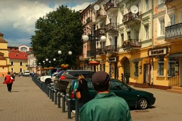 У Франківську знайшли труп пенсіонера в квартирі-склепі