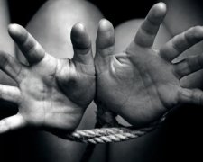 В центре столицы среди белого дня похитили девушку