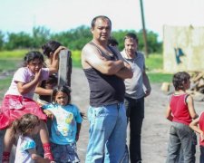 Натовпом різали матір: розкриті моторошні деталі нападу на ромів у Львові