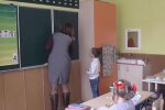 Школа, скріншот відео
