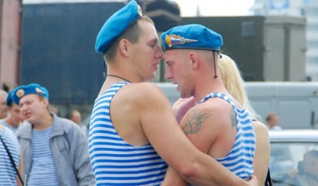 В Архангельську проведуть гей-парад в день ВДВ