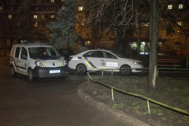 екіпаж поліції на місці події, джерело kiev.informator.ua