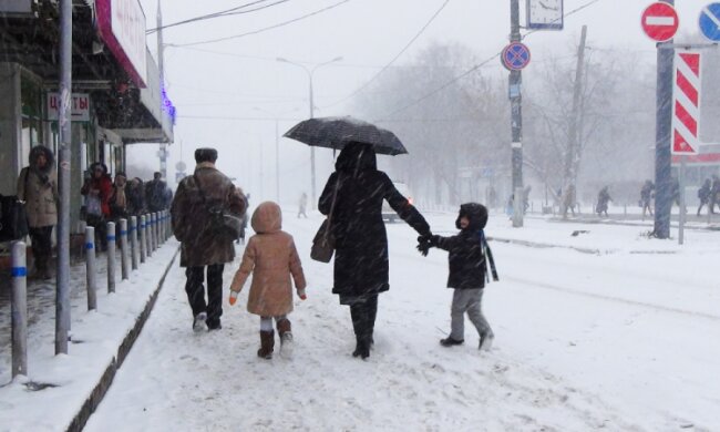 Частину українських шкіл закриють через погодній армагедон