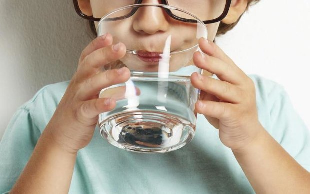 Що ви п'єте: експерти назвали найкориснішу воду