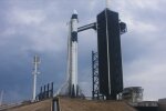 запуск Crew Dragon на МКС, скриншот с видео