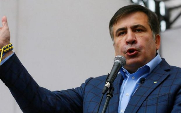 Саакашвили похвастался документом и рассказал об угрозах