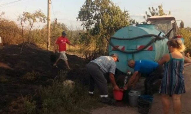 Пенсионерка устроила пожар в селе, фото: mk.dsns.gov.ua