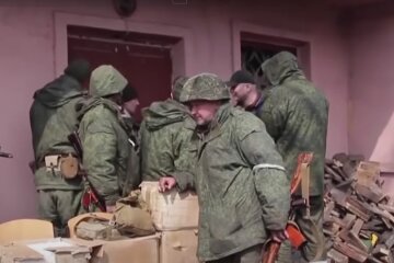 Російські окупанти. Фото: скрін youtube