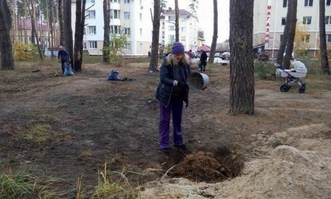 В Ирпене мэра просят защитить сквер