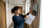 Счета за свет. Фото: сгенерированное ИИ