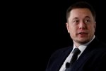 Акціонери Tesla спробували "прибрати" Ілона Маска. Краще б цього не робили