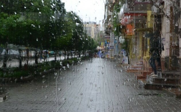 Осень посадит франковчан под домашний арест: 6 октября город накроют ливни и холод