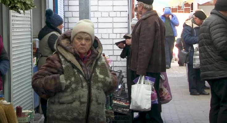 Пенсионеры в Украине. Фото скрин youtube