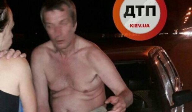 П'яний київський водій заліз на дах авто і обматюкав полісменів