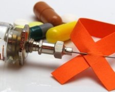 У Росії масово закривають фонди з профілактики ВІЛ