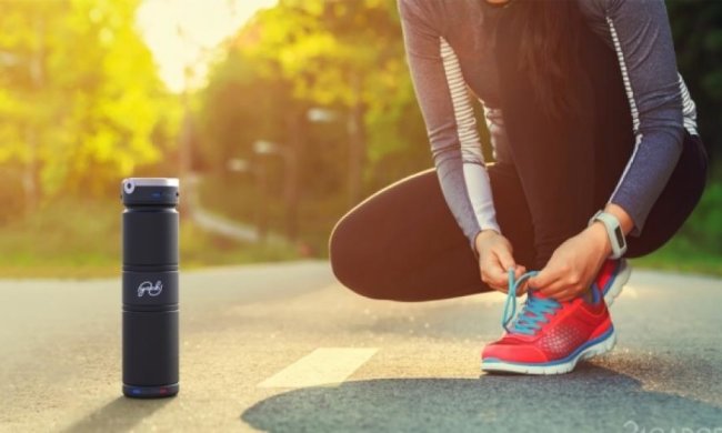 Бутылку-термос научили хранить напитки разной температуры