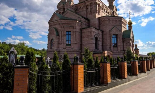 Московские попы приютили террориста в киевском храме: видео