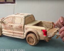 Ford F-150 Raptor из дерева, скриншот