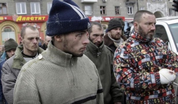 В полоні сепаратистів залишаються близько 270 українців 