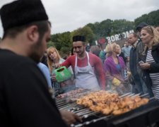 Киянам влаштують грузинське застілля посеред міста