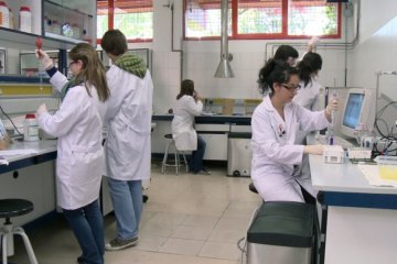 Ученые синтезируют человеческую ДНК до 2023 года