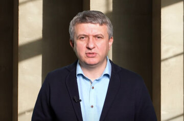 Юрий Романенко