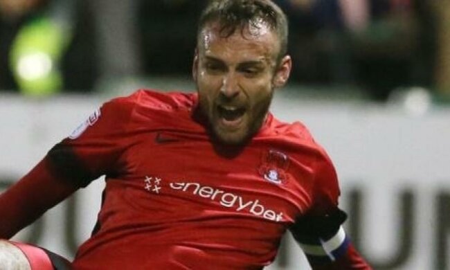 Английский капитан получил 6-матчевую дисквалификацию