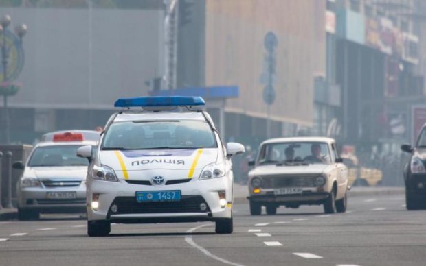В Киеве не скучно: водитель Hyundai пободал гривновоз