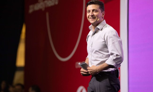 Зеленский "пересадит" украинцев в "социальный лифт": такого не делал ни один президент