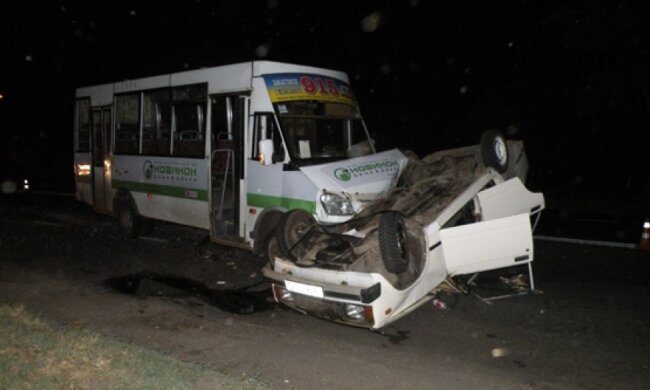 Семеро людей постраждали у ДТП в Миколаєві