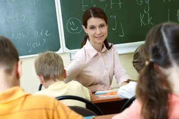 Вчитель на уроці в школі