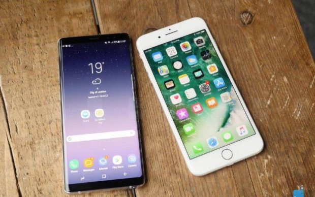 Аpple vs Samsung - кто быстрее?