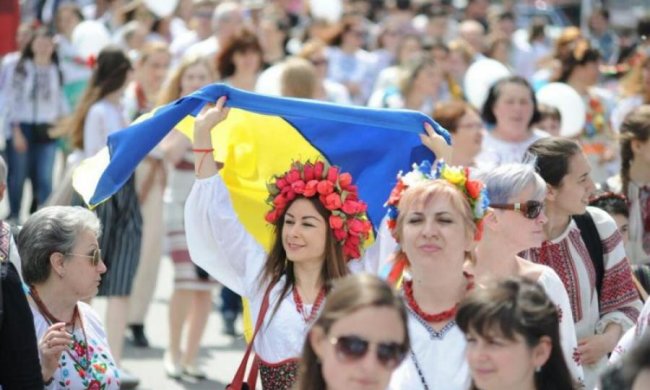 Украинцам показали статистику их вымирания