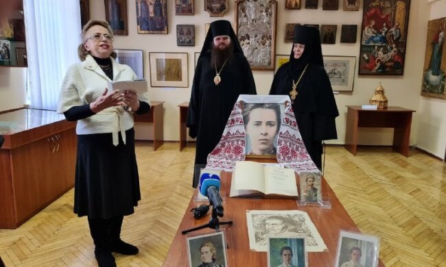 выставка к 150-летию со дня рождения Леси Украинки / Фото: Центр информации УПЦ