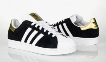 Культові кросівки adidas Originals змінили дизайн